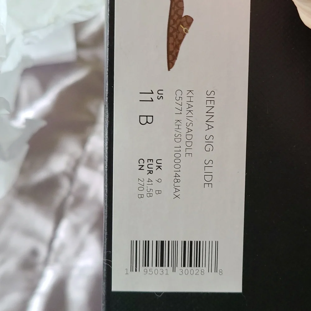 Coach Sienna signature slide - Picture 5 of 5